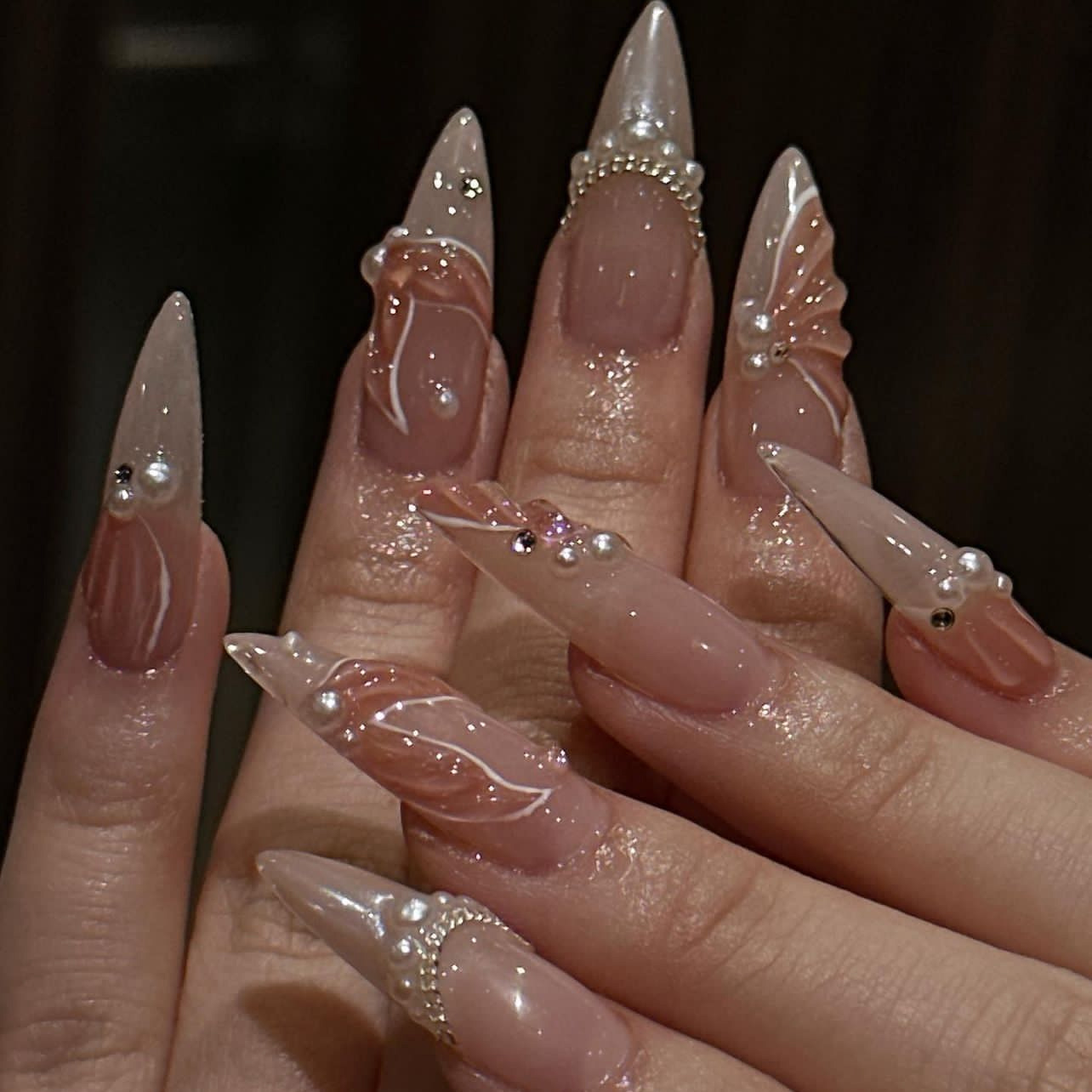 Nail Art Quirky - 24 pezzi di strass alla moda