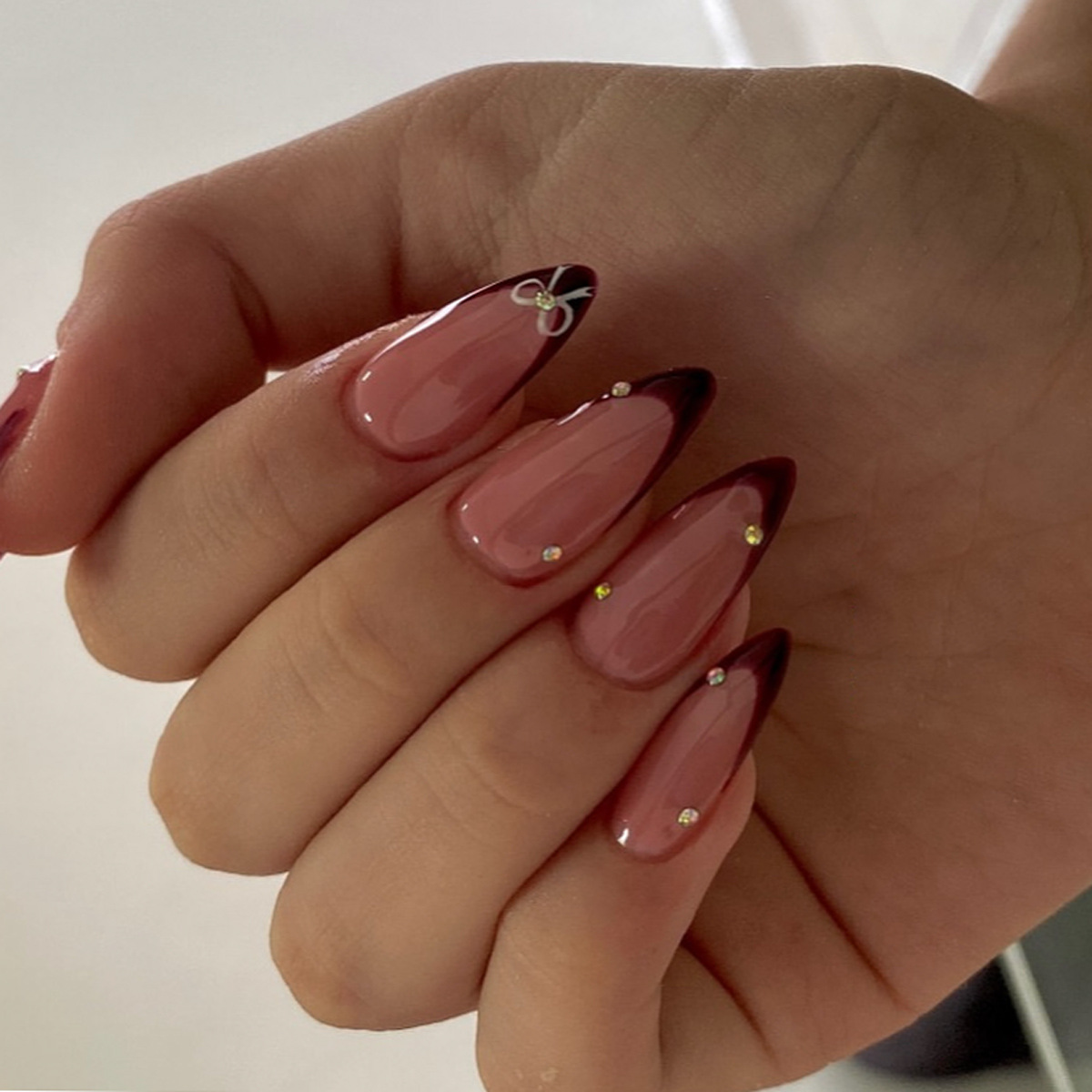 24 Pezzi di Unghie Finte Franc - Nail Art Red Wine recensione e prezzo