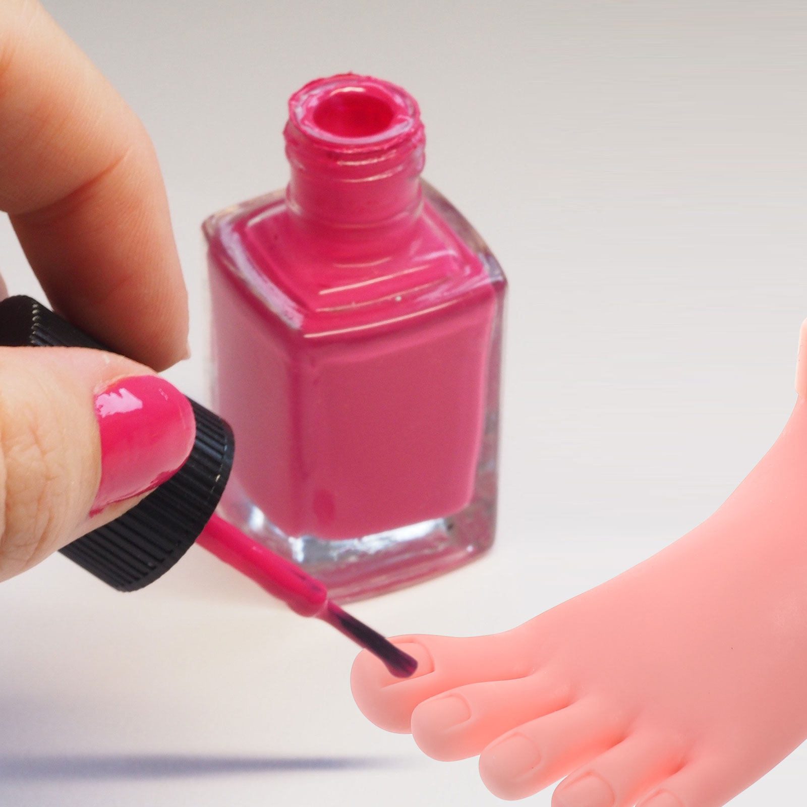 2 Pezzi Manichino per Pratica  - Nail Art Fake Nails recensione e prezzo