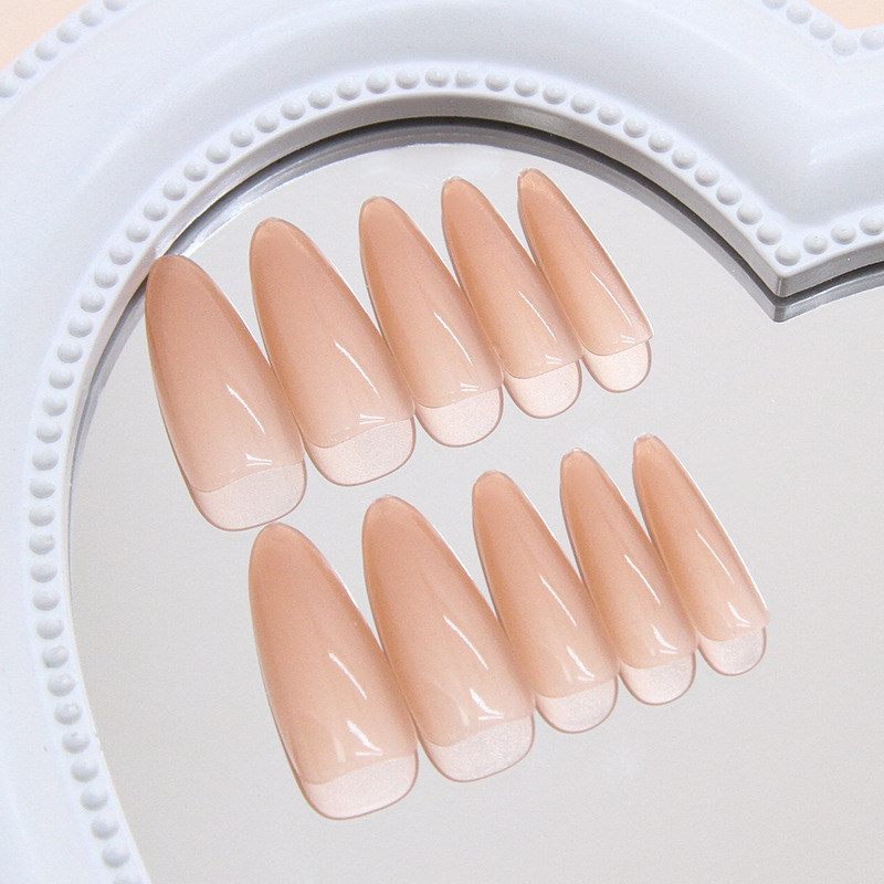 24 Pezzi di Unghie Finte Nude  - Press On Nail Set recensione e prezzo