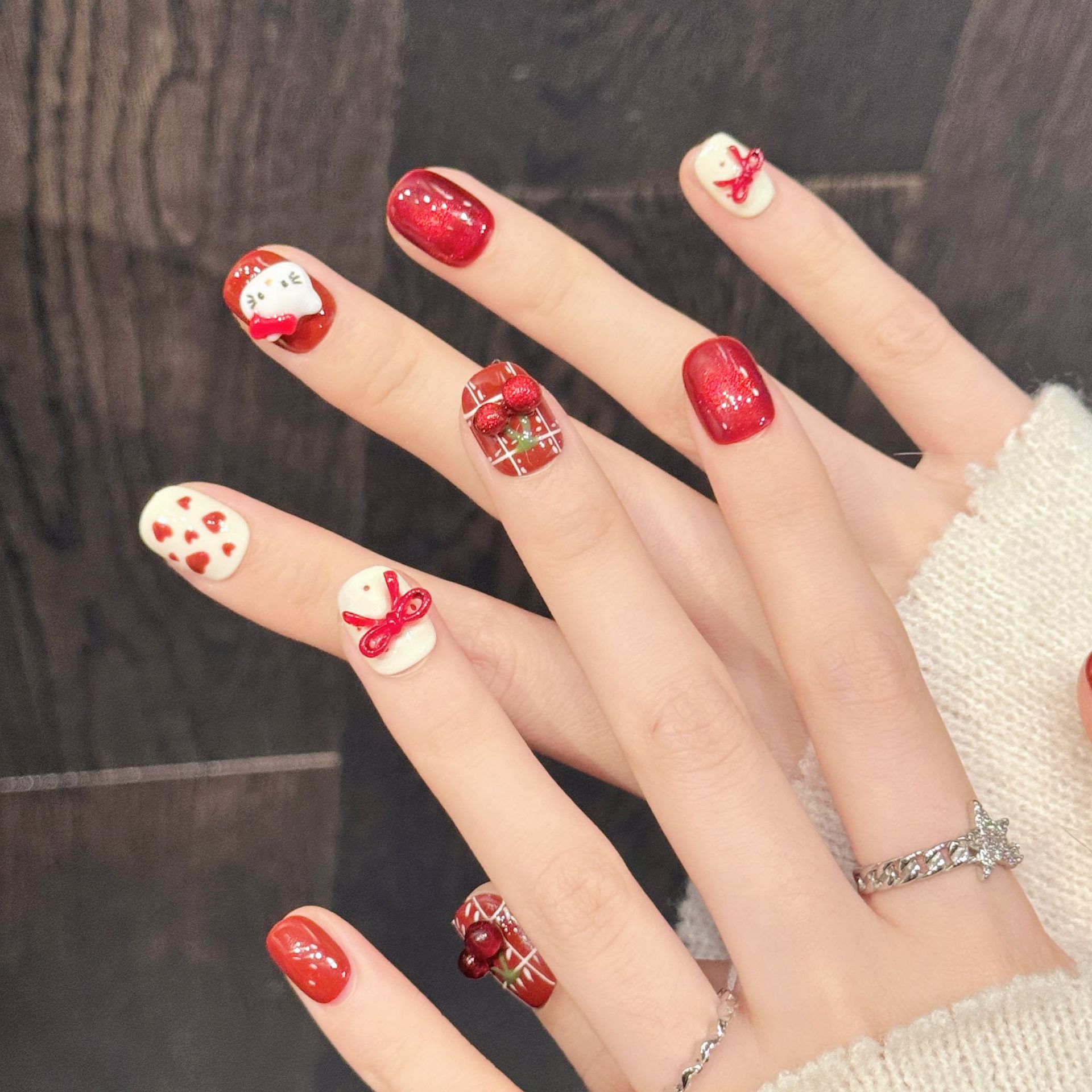 10 Pezzi Unghie Finte Artigian - Nail Art Emerald recensione e prezzo
