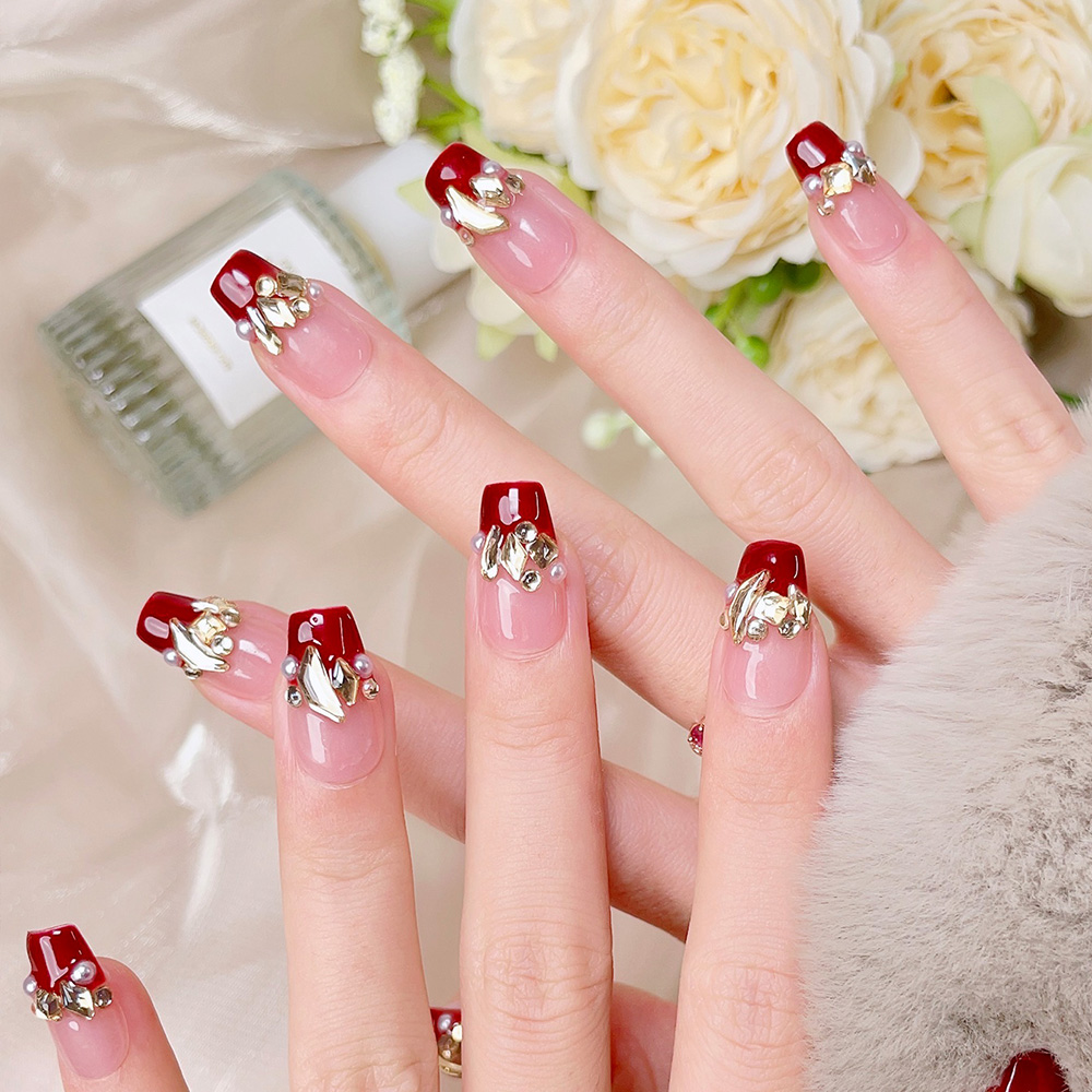 Kit di 10 Unghie Finte Trapezo - Nail Art Red Wine recensione e prezzo