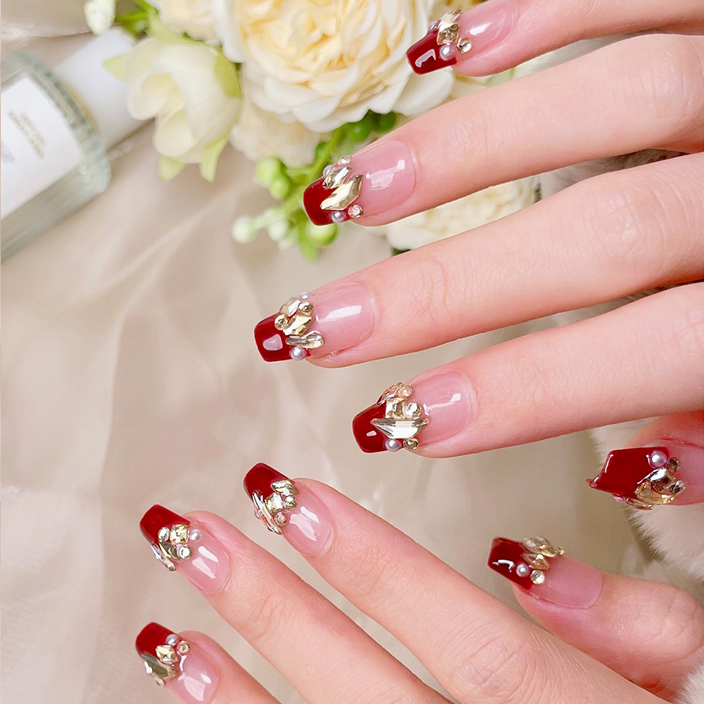Kit di 10 Unghie Finte Trapezo - Nail Art Red Wine recensione e prezzo