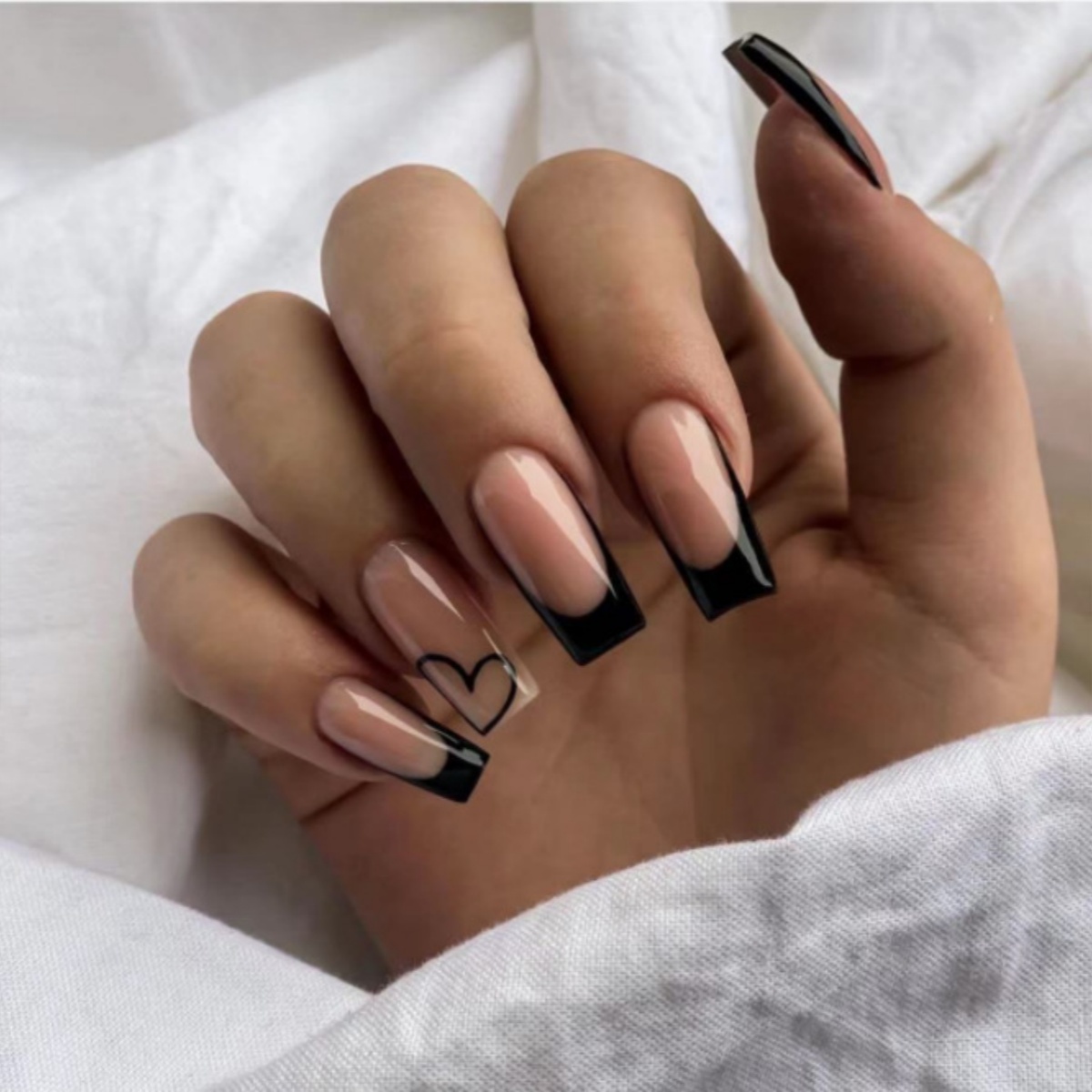 24 pezzi set di unghie finte f - Nail Art Quirky recensione e prezzo
