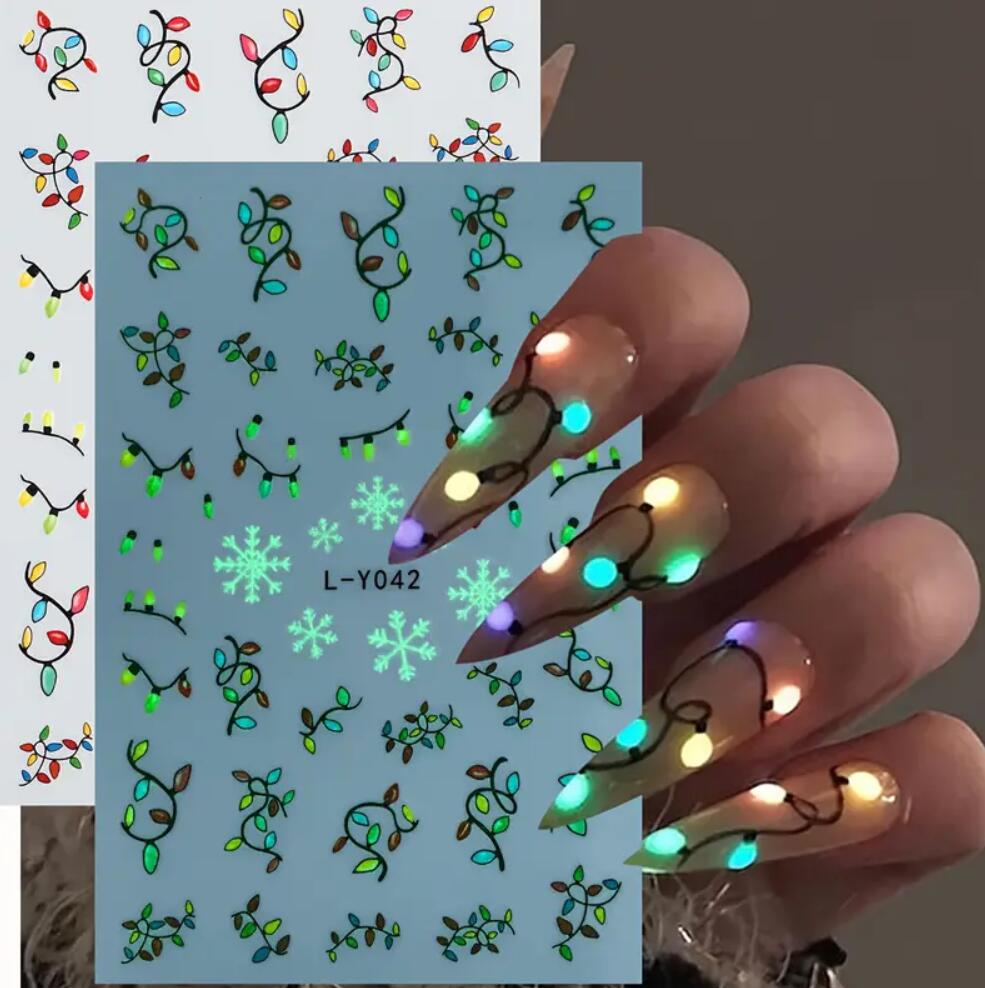 Lampadina luminosa 3D Adesivo  - Nail Art Xmas Design recensione e prezzo