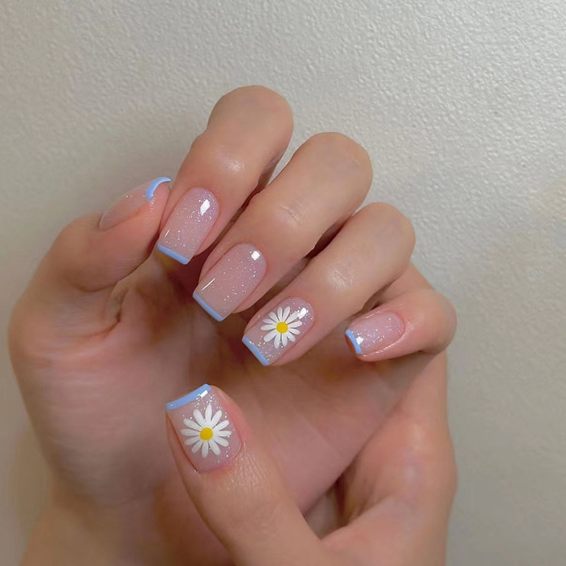 Set da 24 Unghie Finte Corte p - Press On Nail Set recensione e prezzo